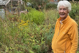 Sally Visiting Sue Martin (Geum NCH) (1)