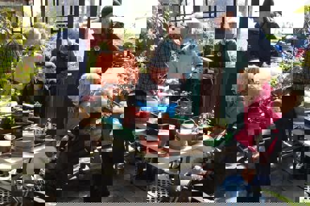 271F3cdf 4D7d 466C 8A15 639856F4ae37