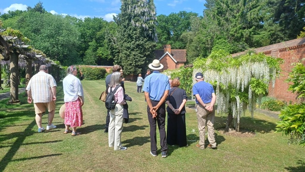 Viewing the Collection